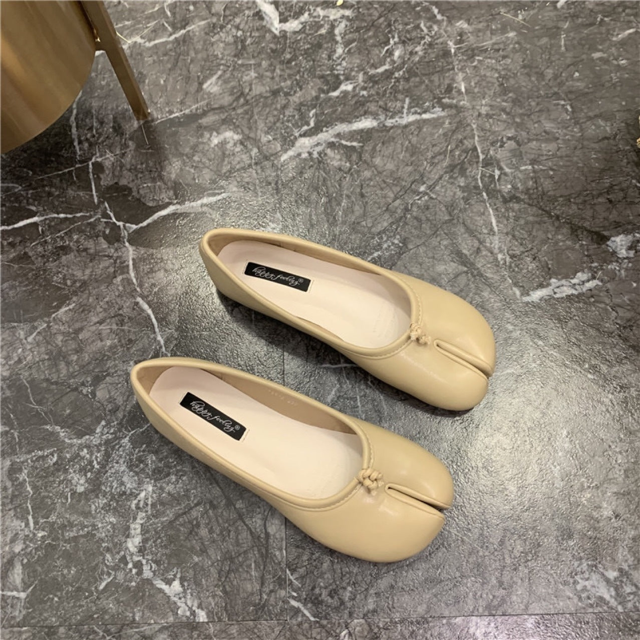 Women's Horseshoe Split-toe Shoes